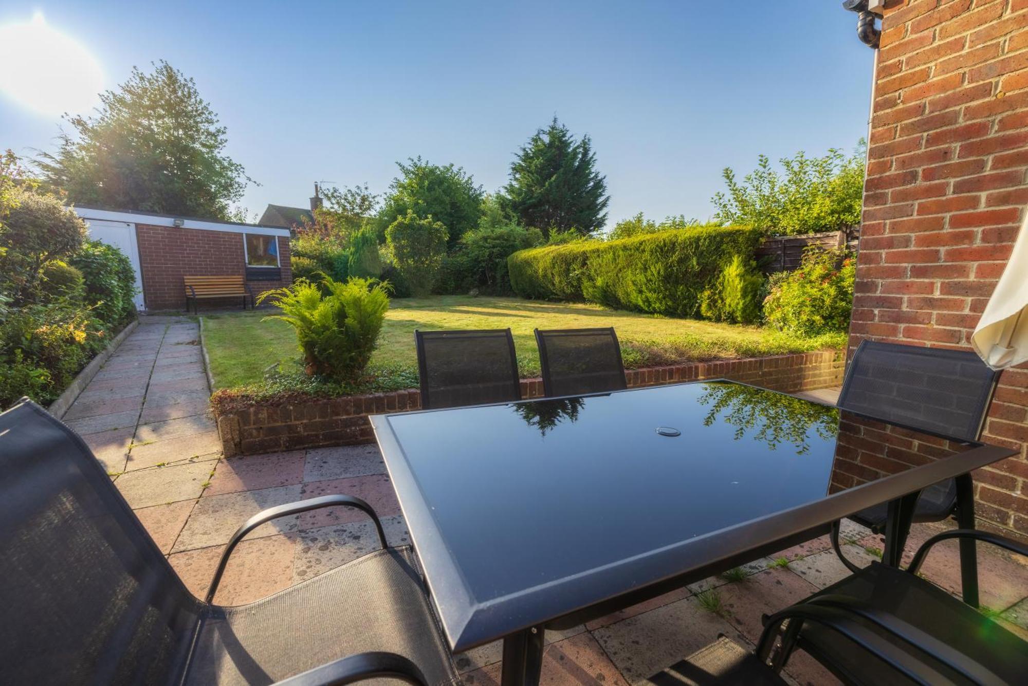 Villa The Secret Garden - West Sussex Crawley  Exterior foto